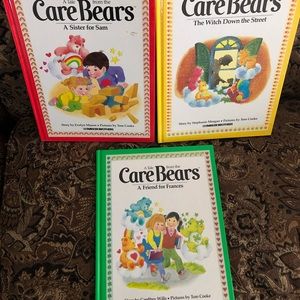 👍🏻Vintage 1983 NEW CONDITION CARE BEAR BOOKS